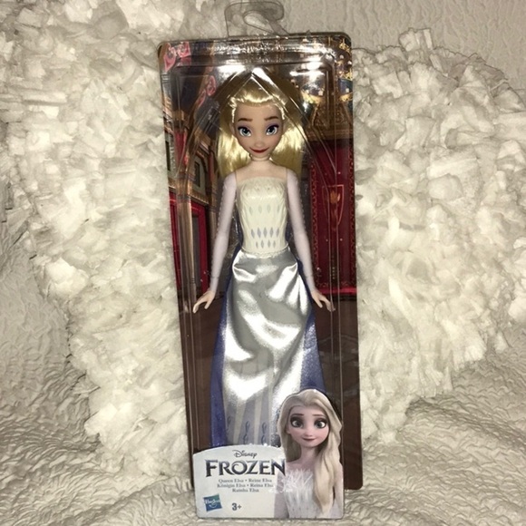 Disney Frozen Queen Elsa  Fashion Doll - Picture 3 of 4